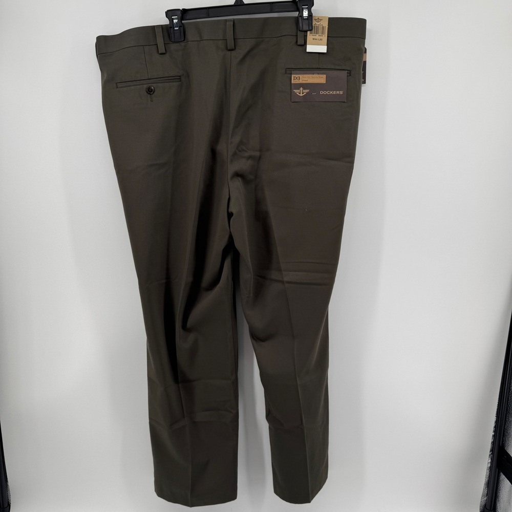 Dockers D3 Classic Fit Pleated Khaki Pants Mens W44 L30 Never Iron Olive Green - Picture 3 of 11